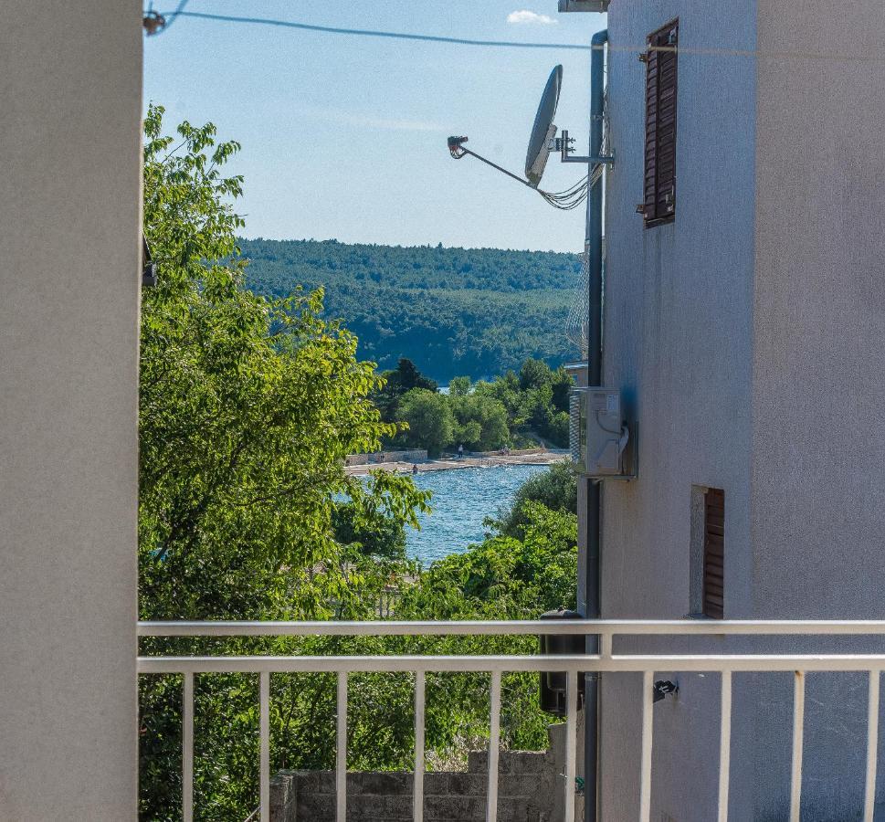 Apartmani Mlinar9 #2 Горни Карин Екстериор снимка